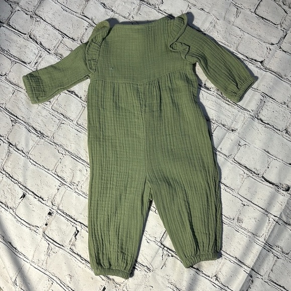 Cat & Jack one piece baby romper - Picture 2 of 4